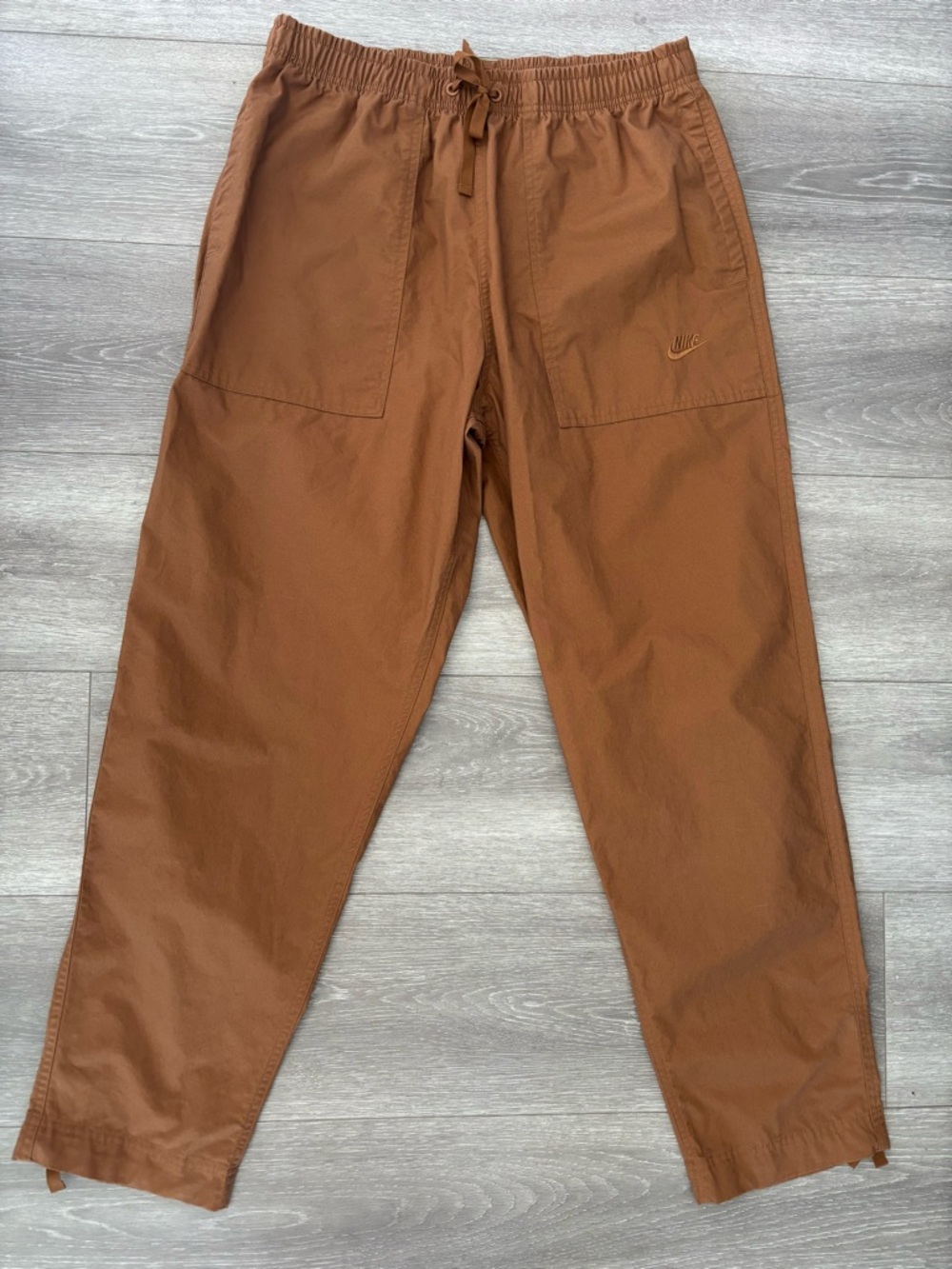 Nike Club Barcelona Pants British Tan Lightweight 100% Cotton Men’s Medium